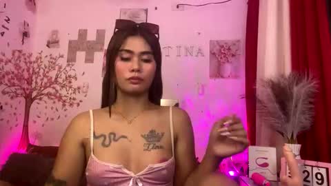 HelloIm  Girly online show from March 28, 9:47 pm