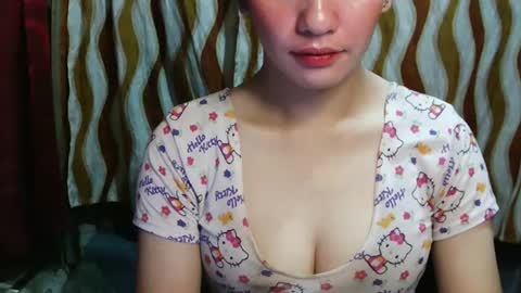 Snapshot of ur_yassy chatting on July 5, 9:44 pm ur_yassy online show from July 5, 9:44 pm