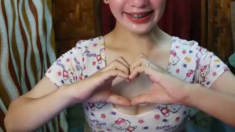 Snapshot of ur_yassy chatting on July 18, 11:58 am ur_yassy online show from July 18, 11:58 am