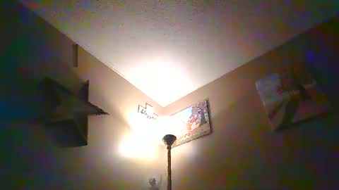 ur_zaddy4now online show from December 3, 7:21 am