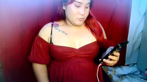 Snapshot of uramazingbomshel chatting on October 26, 3:29 pm pretitit micole online show from October 26, 3:29 pm