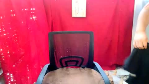 Snapshot of uramazingbomshel chatting on November 5, 4:56 am pretitit micole online show from November 5, 4:56 am