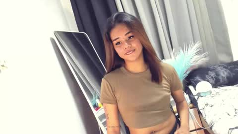 Snapshot of urasian_france69 chatting on September 19, 3:52 am FRANCINE cum with me in pvt or pwrd online show from September 19, 3:52 am