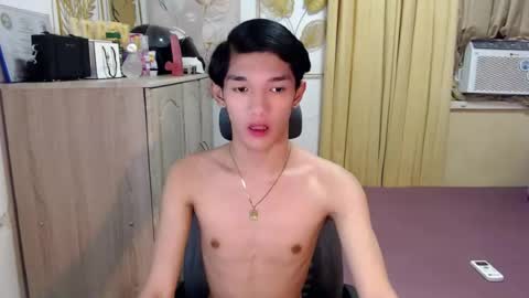 urasian_john20 online show from July 21, 7:32 am