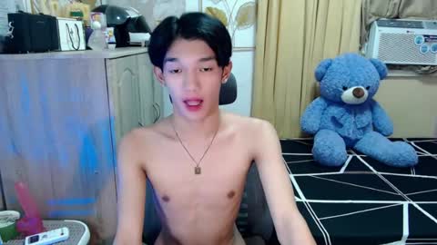 urasian_john20 online show from July 25, 8:34 am