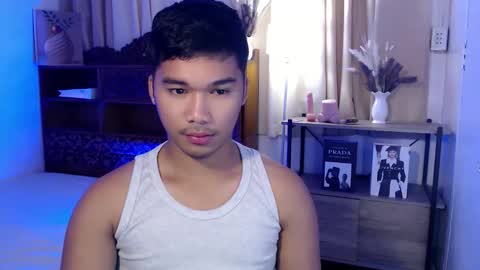 Snapshot of urasian_jpxx chatting on May 6, 9:42 pm JAMES online show from May 6, 9:42 pm