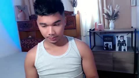 Snapshot of urasian_jpxx chatting on May 9, 9:20 pm JAMES online show from May 9, 9:20 pm