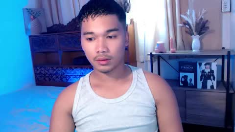 Snapshot of urasian_jpxx chatting on May 10, 10:20 am JAMES online show from May 10, 10:20 am