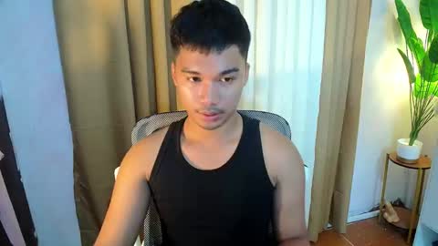 Snapshot of urasian_jpxx chatting on May 14, 10:33 am JAMES online show from May 14, 10:33 am