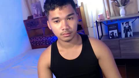 Snapshot of urasian_jpxx chatting on May 17, 3:52 pm JAMES online show from May 17, 3:52 pm