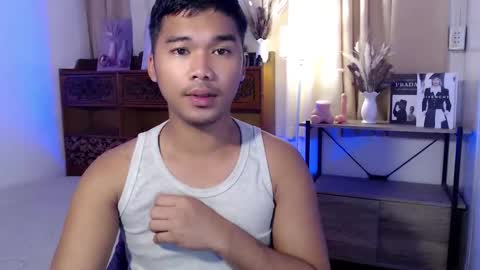 Snapshot of urasian_jpxx chatting on May 24, 10:59 pm JAMES online show from May 24, 10:59 pm