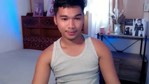 Snapshot of urasian_jpxx chatting on May 25, 3:18 pm JAMES online show from May 25, 3:18 pm