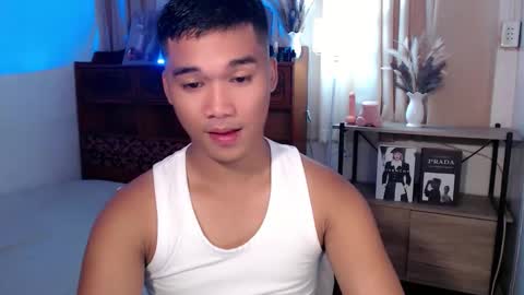 Snapshot of urasian_jpxx chatting on May 29, 10:57 am JAMES online show from May 29, 10:57 am