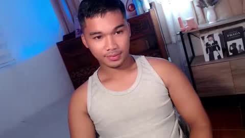 Snapshot of urasian_jpxx chatting on June 4, 7:14 am JAMES online show from June 4, 7:14 am