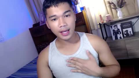 Snapshot of urasian_jpxx chatting on June 10, 8:24 am JAMES online show from June 10, 8:24 am