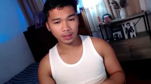 Snapshot of urasian_jpxx chatting on June 18, 9:25 am JAMES online show from June 18, 9:25 am