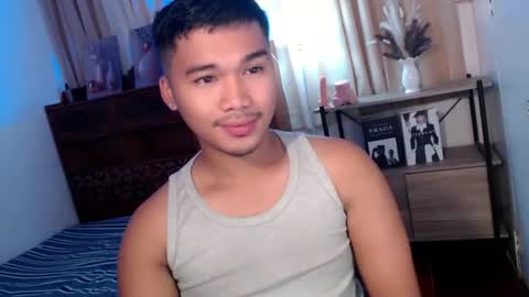 Snapshot of urasian_jpxx chatting on June 25, 8:19 am JAMES online show from June 25, 8:19 am