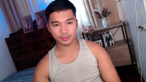 Snapshot of urasian_jpxx chatting on July 5, 7:48 am JAMES online show from July 5, 7:48 am