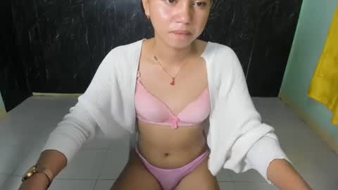 Snapshot of urasian_kat chatting on February 26, 1:53 am urasian_kat online show from February 26, 1:53 am