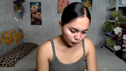 Snapshot of urasian_kat chatting on August 2, 8:51 pm urasian_kat online show from August 2, 8:51 pm