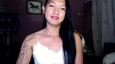 Snapshot of urasian_newra chatting on February 22, 9:56 am NEWRA ALLISON online show from February 22, 9:56 am