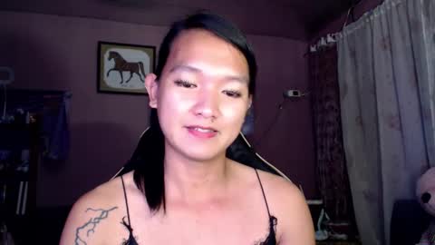 Snapshot of urasian_newra chatting on February 22, 8:42 pm NEWRA ALLISON online show from February 22, 8:42 pm