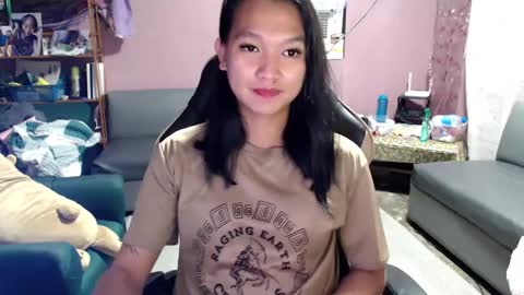 Snapshot of urasian_newra chatting on March 8, 5:01 pm NEWRA ALLISON online show from March 8, 5:01 pm