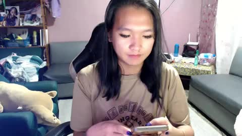 Snapshot of urasian_newra chatting on March 8, 8:03 pm NEWRA ALLISON online show from March 8, 8:03 pm