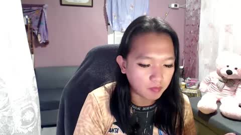 Snapshot of urasian_newra chatting on March 10, 4:03 pm NEWRA ALLISON online show from March 10, 4:03 pm