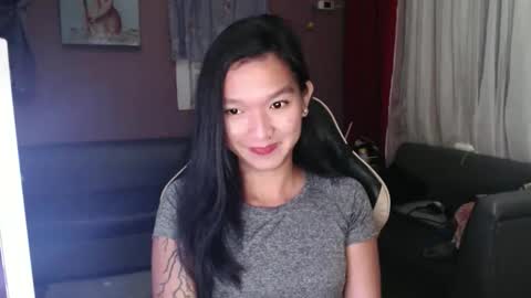 Snapshot of urasian_newra chatting on October 19, 8:53 pm NEWRA ALLISON online show from October 19, 8:53 pm