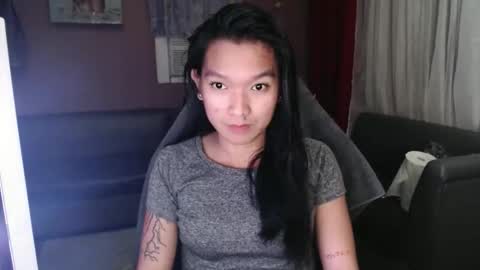 Snapshot of urasian_newra chatting on October 23, 7:29 am NEWRA ALLISON online show from October 23, 7:29 am