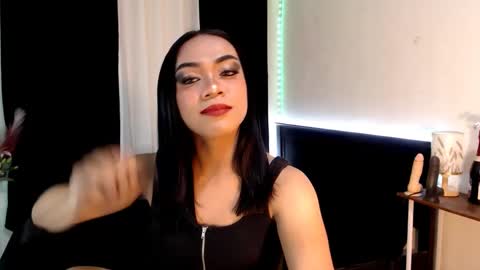 Snapshot of urasian_olivia1 chatting on February 22, 3:03 pm Olivia online show from February 22, 3:03 pm