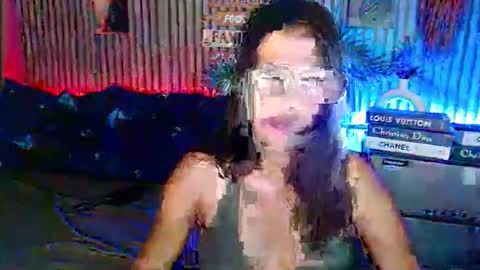 urasian_pinay_gurl online show from May 16, 12:59 pm