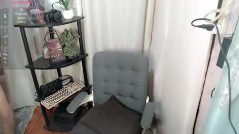 urasian_prettyheart online show from May 2, 6:02 pm