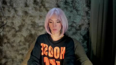 Snapshot of urasian_slut_yana chatting on February 5, 10:19 am yana online show from February 5, 10:19 am