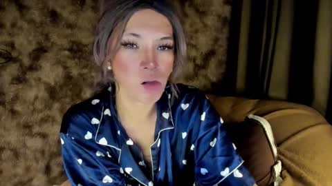 Snapshot of urasian_slut_yana chatting on March 2, 1:16 pm yana online show from March 2, 1:16 pm