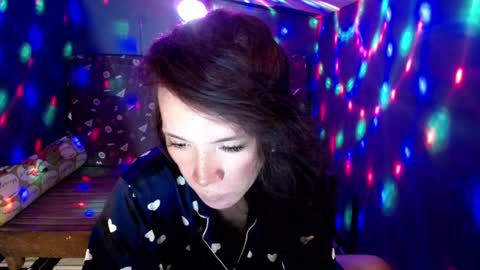 Snapshot of urasian_slut_yana chatting on March 9, 11:58 am yana online show from March 9, 11:58 am