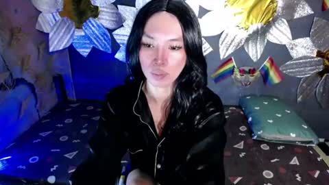 Snapshot of urasian_slut_yana chatting on July 11, 1:41 am yana online show from July 11, 1:41 am