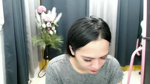 Snapshot of urasiancumgirl_ chatting on June 26, 5:23 am urasiancumgirl_ online show from June 26, 5:23 am