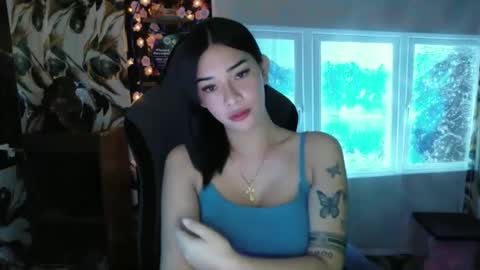 jess online show from May 10, 12:10 pm