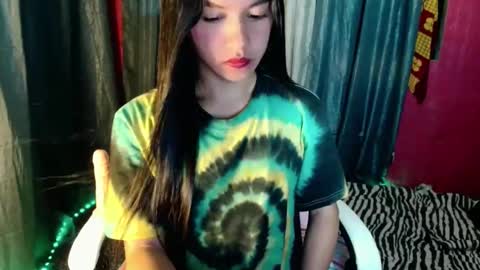 Elizabeth online show from March 24, 1:38 pm