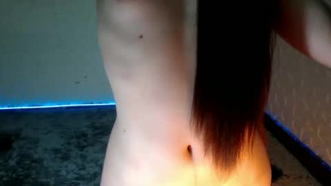 Snapshot of urbabyhot_gurl chatting on January 13, 10:13 pm QUEEN ANGEL online show from January 13, 10:13 pm