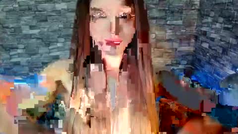 Snapshot of urbabyhot_gurl chatting on January 26, 2:56 am QUEEN ANGEL online show from January 26, 2:56 am