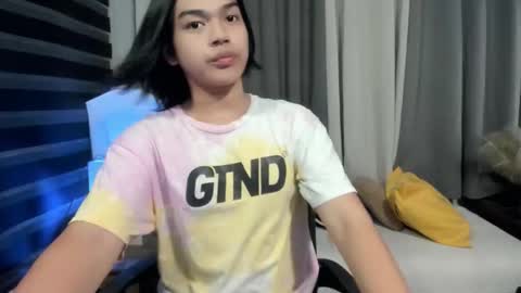 urbambislvt online show from April 27, 3:15 am