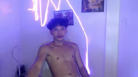 Snapshot of urbigcock_alvin chatting on May 25, 5:52 pm alvin let have some fun dont forget to follow online show from May 25, 5:52 pm