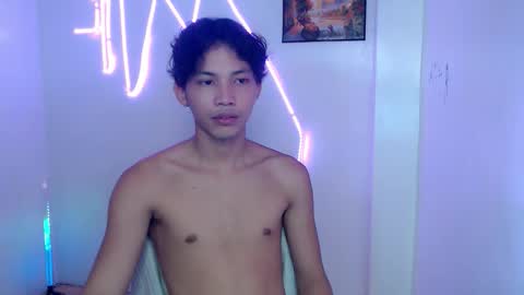 Snapshot of urbigcock_alvin chatting on May 28, 6:27 pm alvin let have some fun dont forget to follow online show from May 28, 6:27 pm