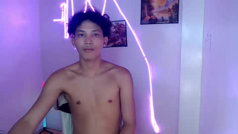 Snapshot of urbigcock_alvin chatting on May 30, 3:14 am alvin let have some fun dont forget to follow online show from May 30, 3:14 am