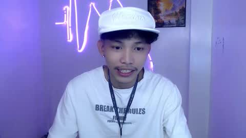Snapshot of urbigcock_alvin chatting on June 6, 10:31 am alvin let have some fun dont forget to follow online show from June 6, 10:31 am