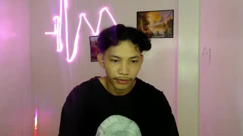 Snapshot of urbigcock_alvin chatting on June 8, 1:11 pm alvin let have some fun dont forget to follow online show from June 8, 1:11 pm