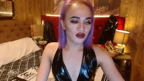 KENDALL online show from December 27, 10:59 pm